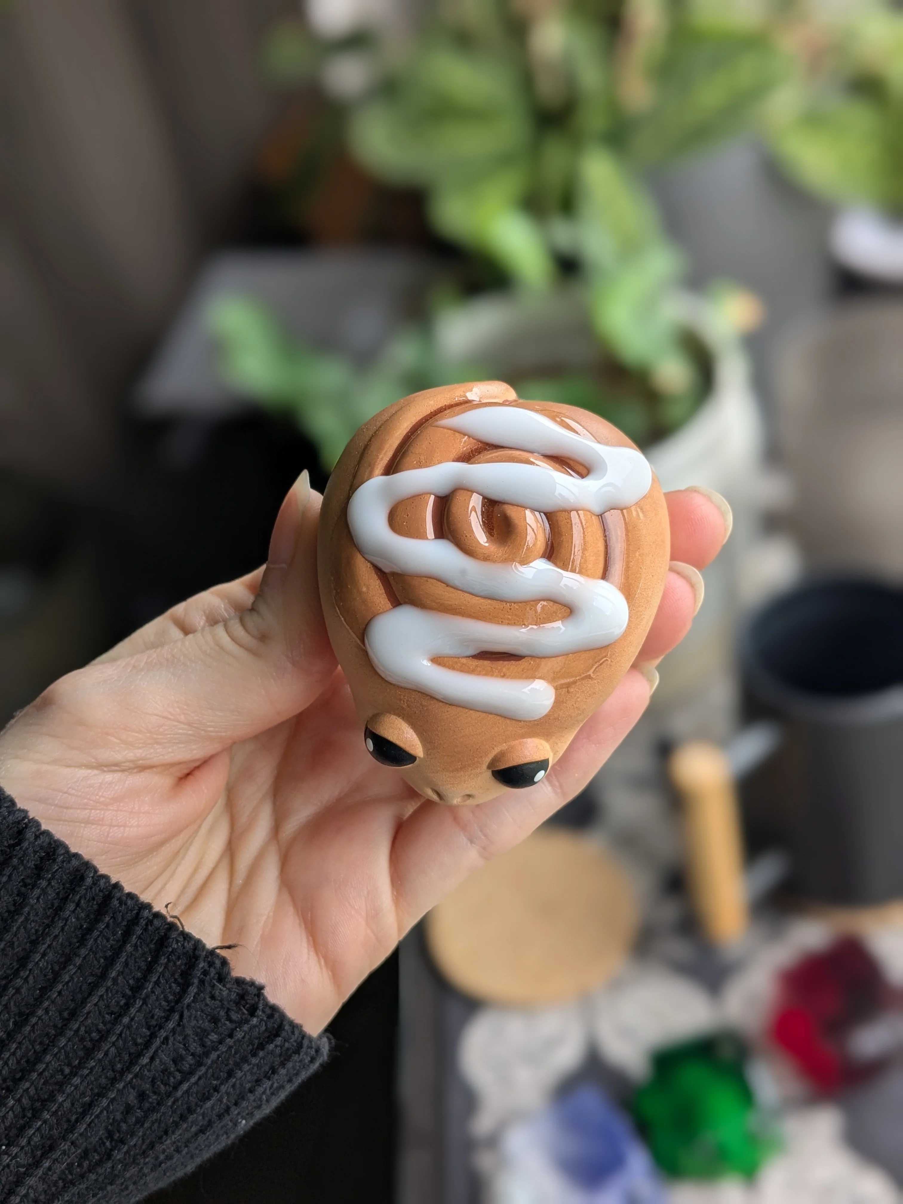 Cinnamon Roll Frog - Image 7